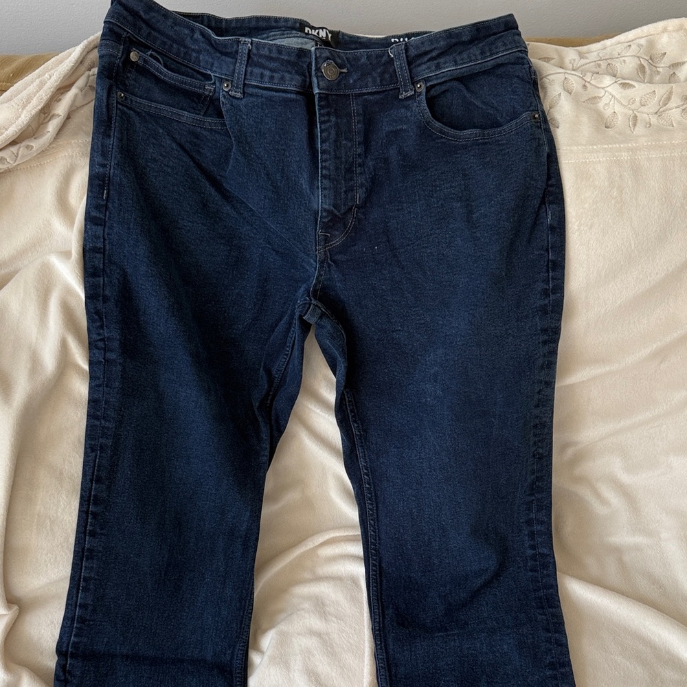 DKNY Men's Straight Jeans in Dark Blue